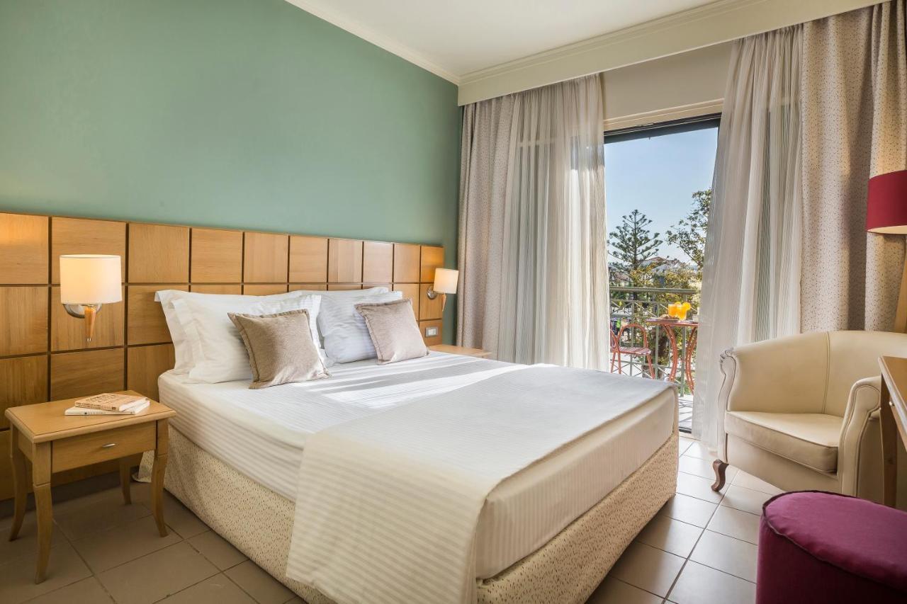Ionian Plaza & Hotel Argostoli (Kefalonia)
