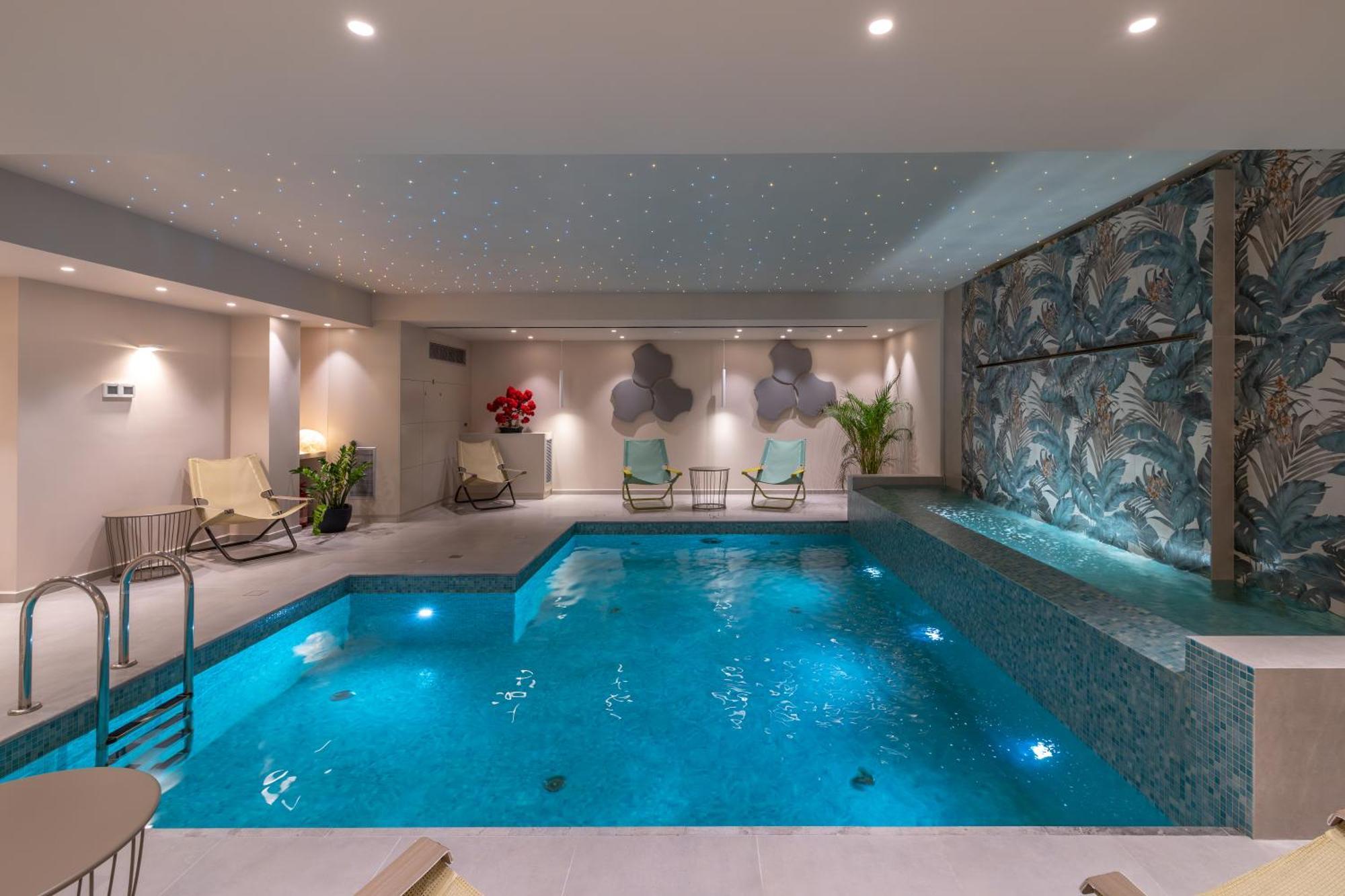 Ionian Plaza & 4*