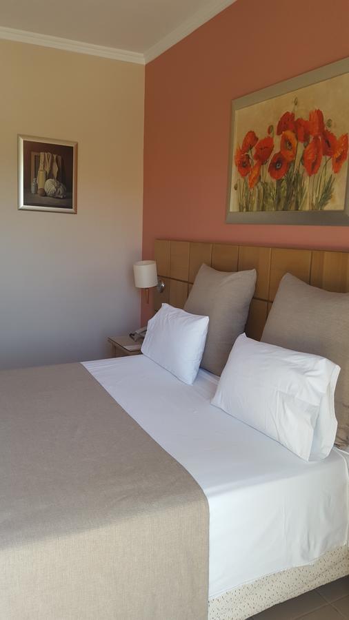 Ionian Plaza & 4*
