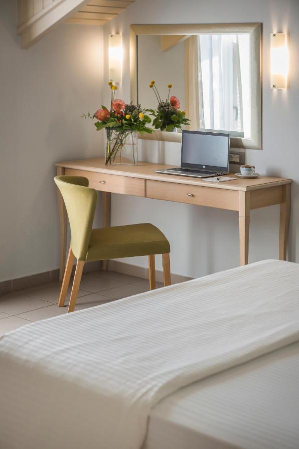 Ionian Plaza & 4* Argostoli (Kefalonia)
