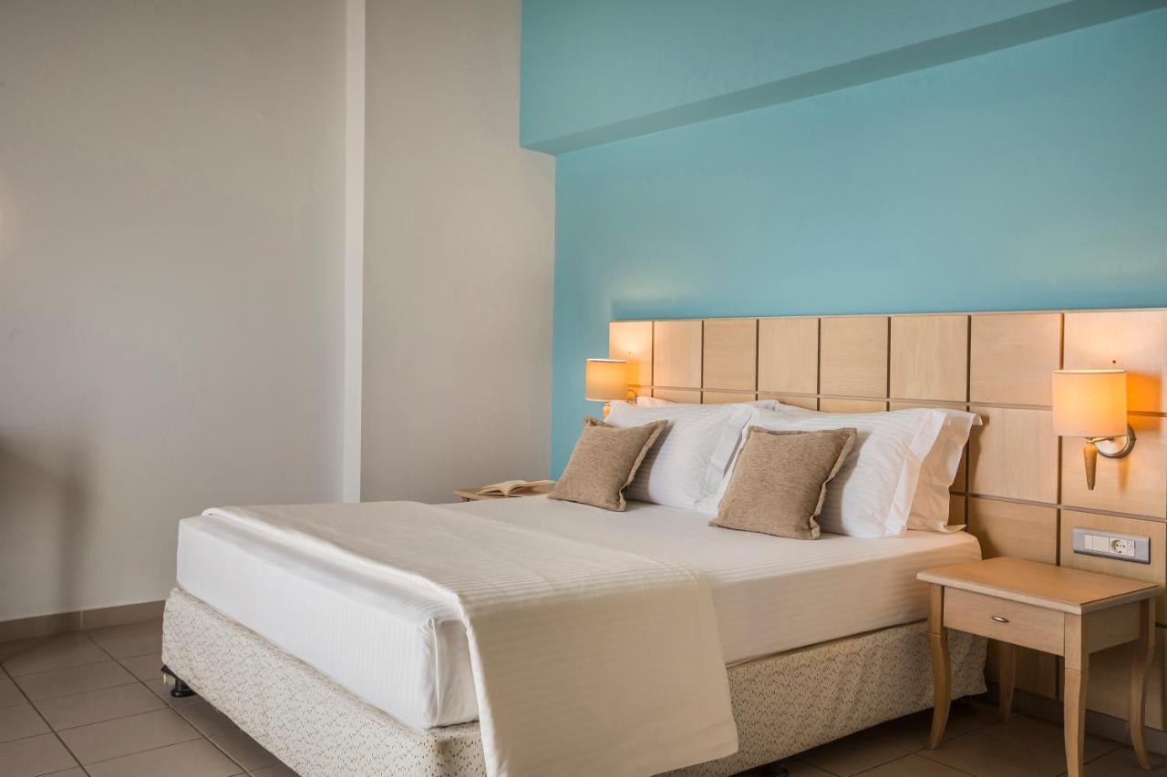 Ionian Plaza & Hotel