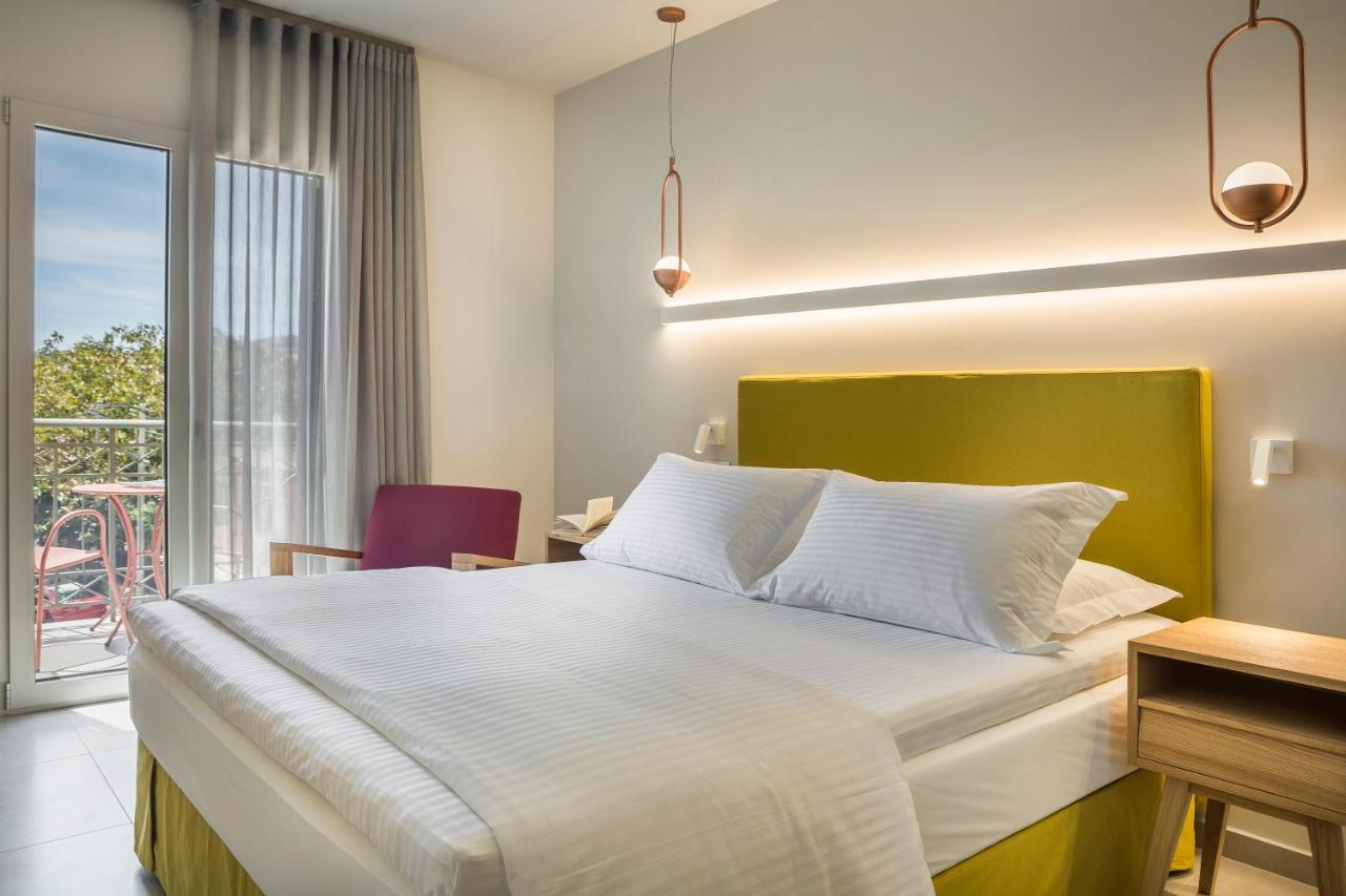 Hotel Ionian Plaza &